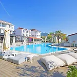 Hotel Grand Emir & 3*