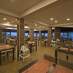 Hotel Grand Emir &