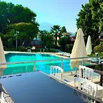 Hotel Grand Emir &