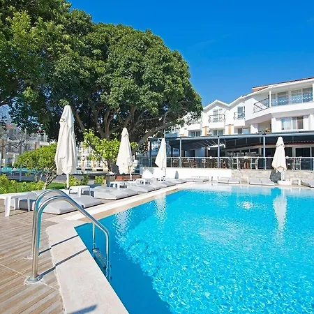 Grand Emir & Hotel 3*