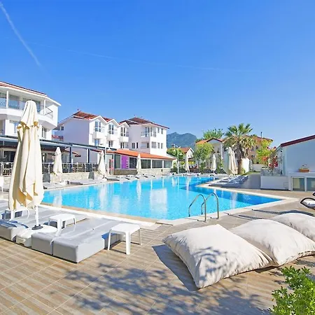 Hotel Grand Emir & 3*