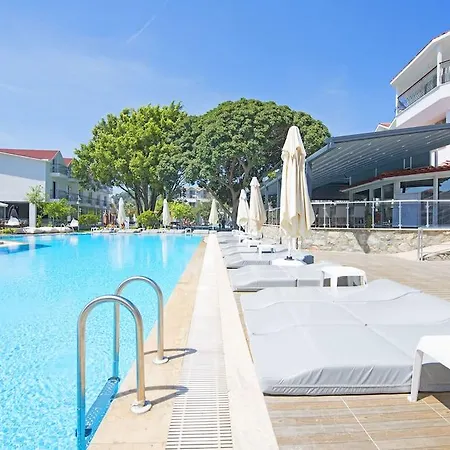 Grand Emir & Hotel 3*