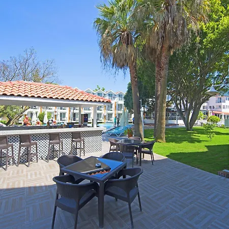 Grand Emir & Дальян