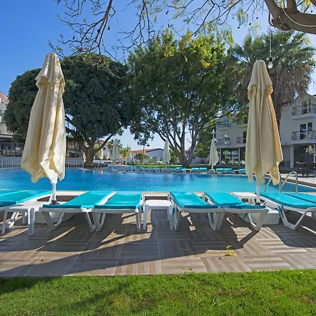 Grand Emir & Отель Дальян