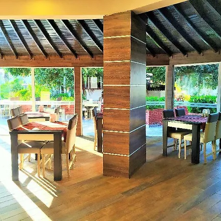 Отель Grand Emir &